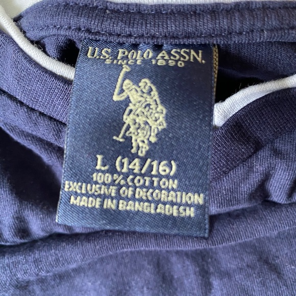 Navy blue U.S Polo assn. t-shirt - Picture 3 of 3